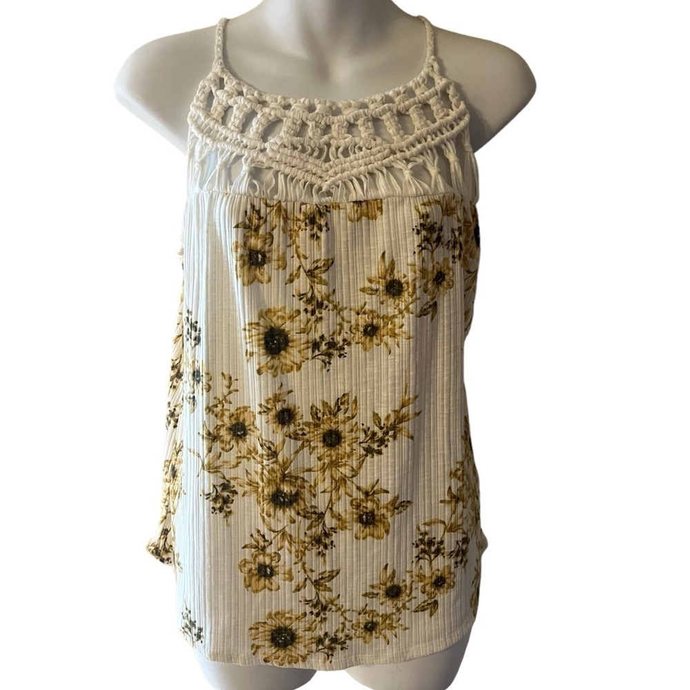 Maurices floral crochet boho chic tank top Size XS